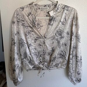 Jon & Anna Floral Cream Top